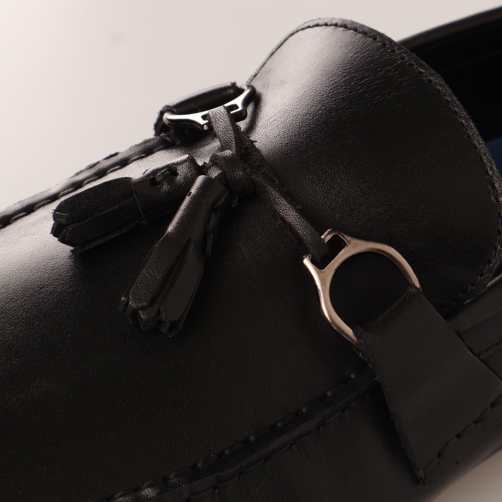 Sledgers Ruben Buckled Tassel Driving Shoes - Black